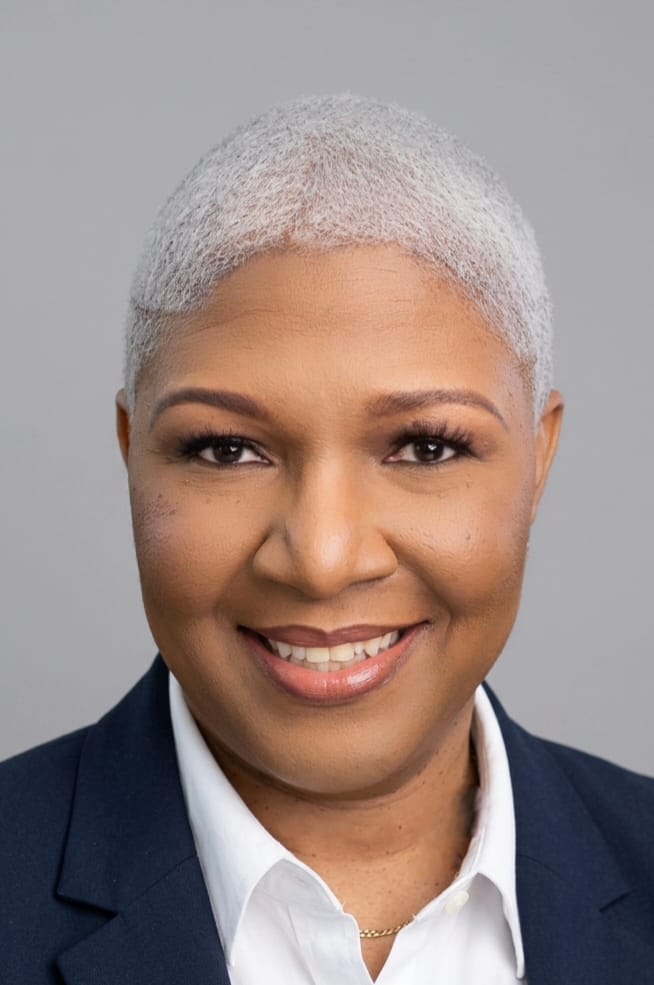 Elicia Lindsay
